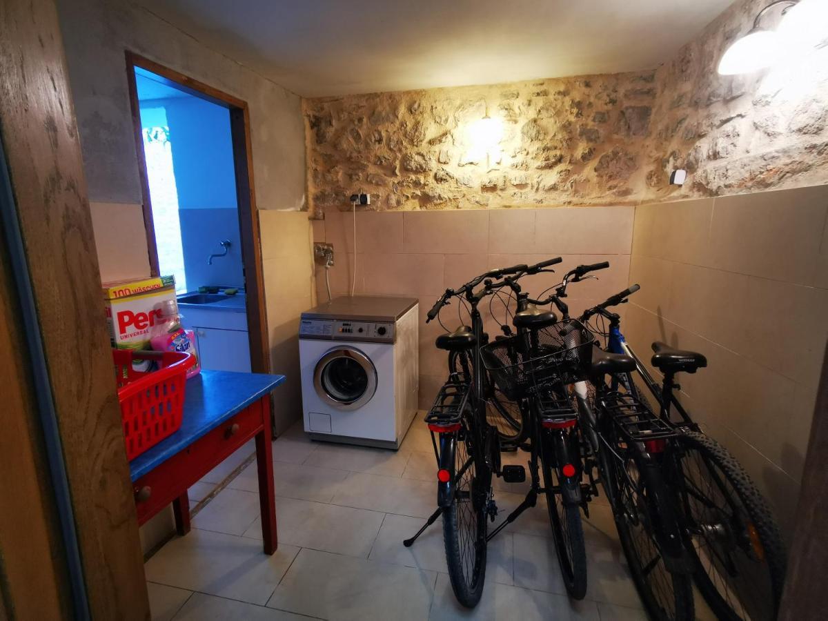 Authentico Deluxe Stari Grad Villa Stari Grad  Bagian luar foto