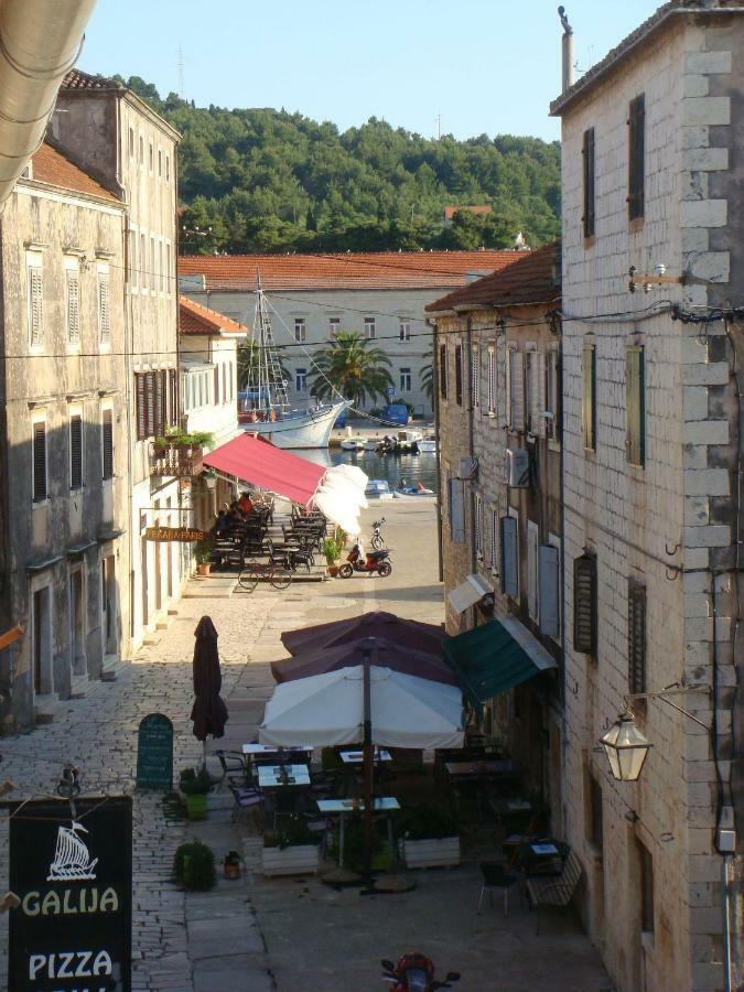 Authentico Deluxe Stari Grad Villa Stari Grad  Bagian luar foto