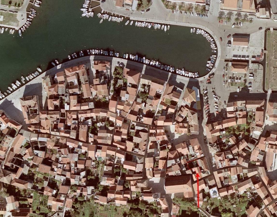 Authentico Deluxe Stari Grad Villa Stari Grad  Bagian luar foto